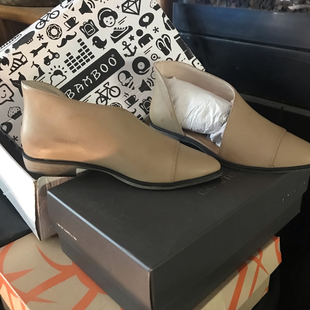 Women’s tan booties size 7 1/2
